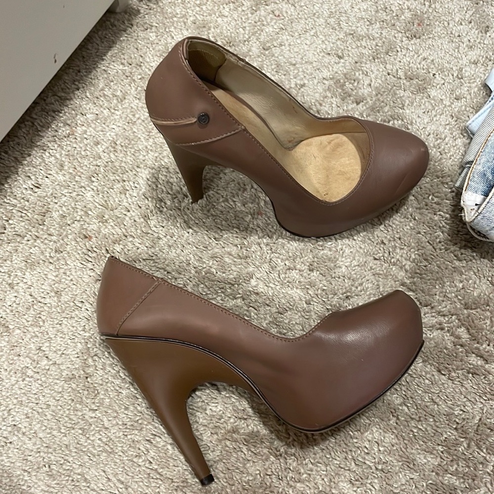 CNC Costume National dark mauve nude platform heels 27